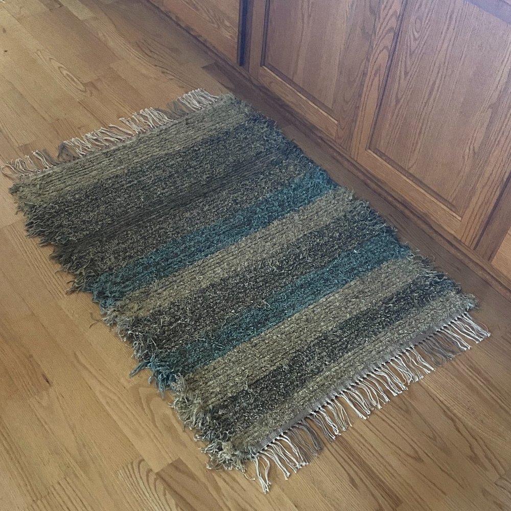 Throw Rug